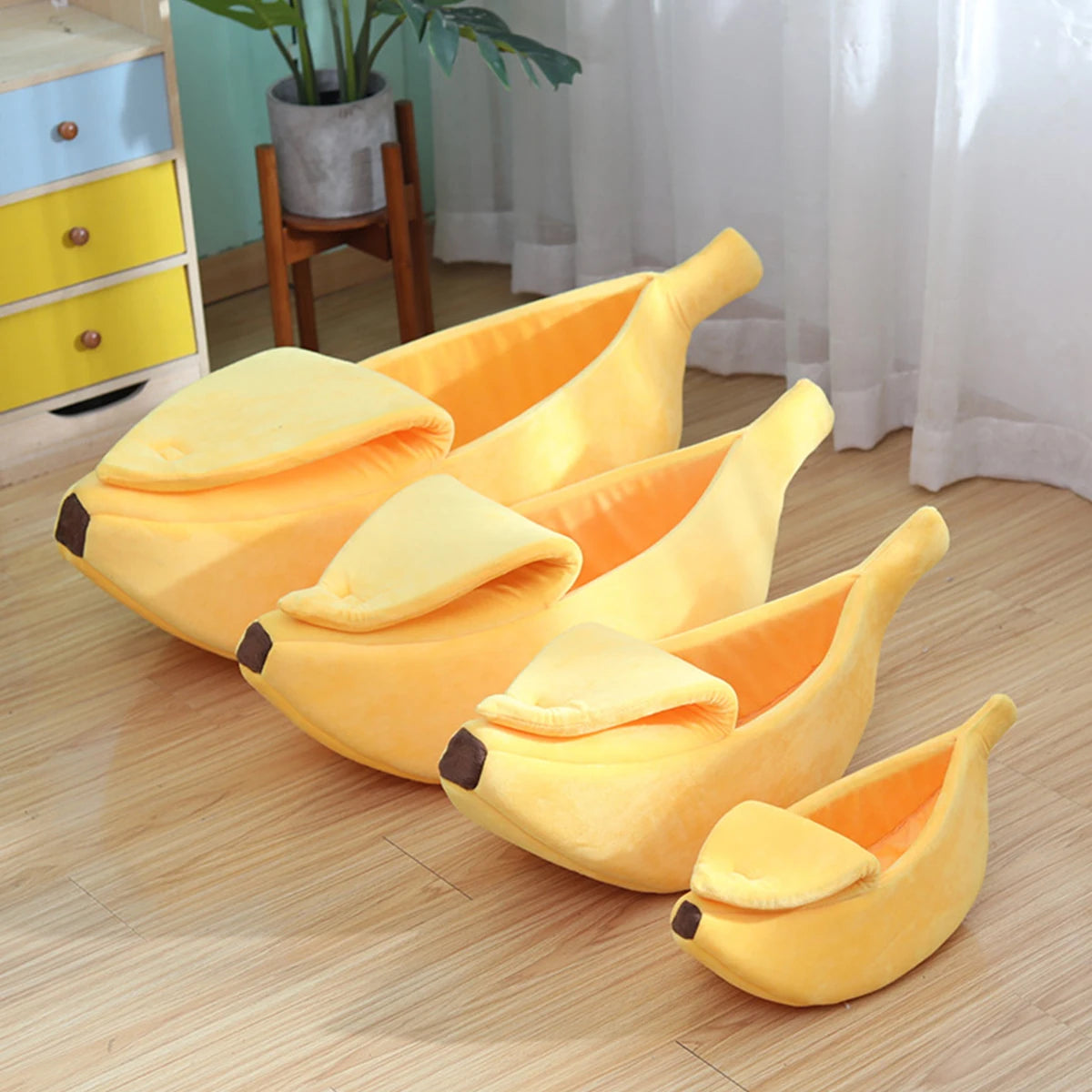 Kawaii Banana Pod Pet Bed