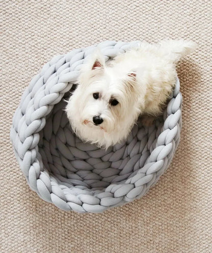 Super Soft Woven Cat Nest