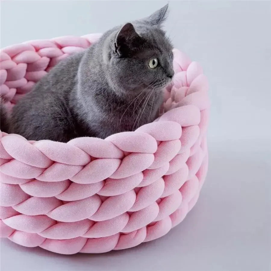 Super Soft Woven Cat Nest